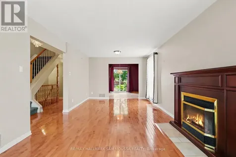 1475 Deavy Way Ottawa ON K1E 2W7