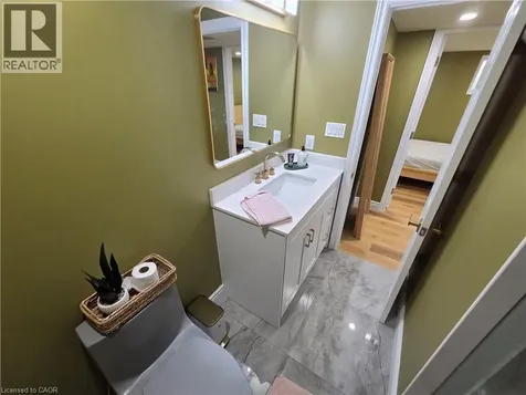 709 Windflower Crescent Kitchener ON N2E 4B3