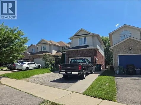 709 Windflower Crescent Kitchener ON N2E 4B3