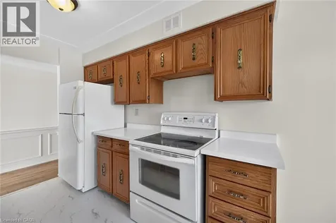 40 Harrisford Street Hamilton ON L8K 6N1