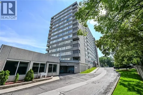 40 Harrisford Street Hamilton ON L8K 6N1