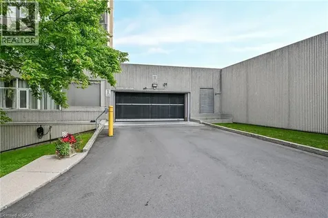 40 Harrisford Street Hamilton ON L8K 6N1