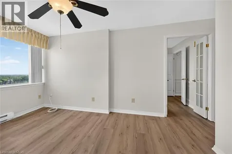 40 Harrisford Street Hamilton ON L8K 6N1