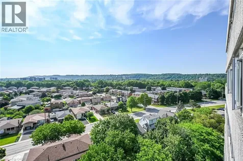 40 Harrisford Street Hamilton ON L8K 6N1