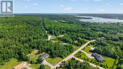 80 Copeland Creek Drive Tiny ON L9M 0M2