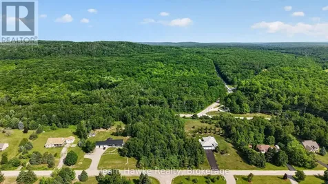 80 Copeland Creek Drive Tiny ON L9M 0M2