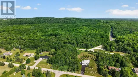 80 Copeland Creek Drive Tiny ON L9M 0M2