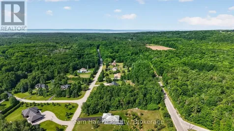 80 Copeland Creek Drive Tiny ON L9M 0M2