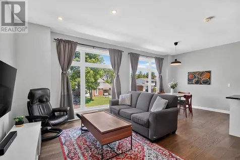 2706 Draper Street Ottawa ON K2H 0C4