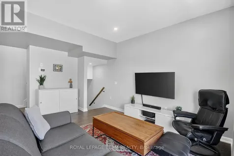 2706 Draper Street Ottawa ON K2H 0C4