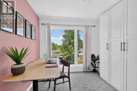 2706 Draper Street Ottawa ON K2H 0C4