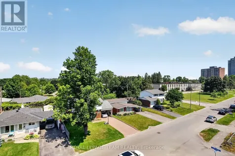 2706 Draper Street Ottawa ON K2H 0C4