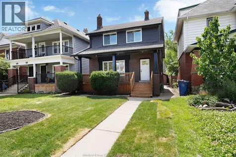 859 Moy Avenue Windsor ON N9A 2N7