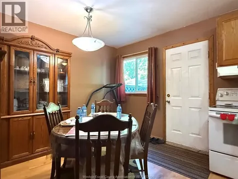 1566 Curry Avenue Windsor ON N9B 3P1