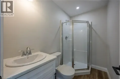 71 Hunter Drive South Port Rowan ON N0E 1M0
