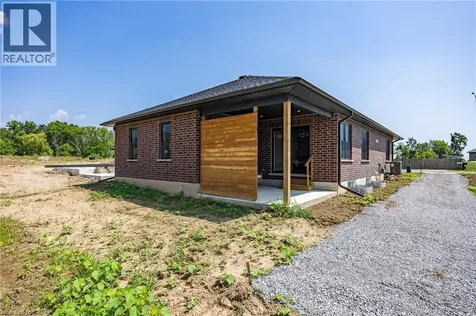 71 Hunter Drive South Port Rowan ON N0E 1M0