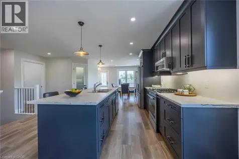 71 Hunter Drive South Port Rowan ON N0E 1M0