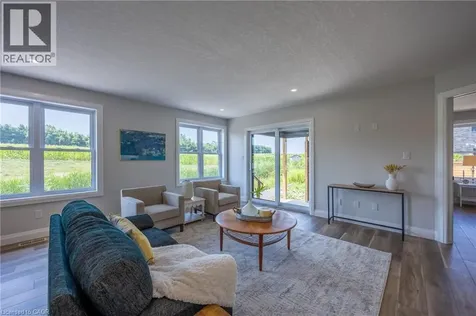 71 Hunter Drive South Port Rowan ON N0E 1M0