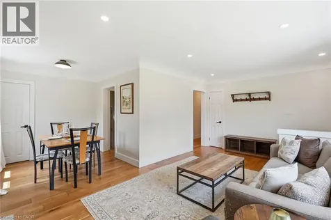 16 Kings Forest Drive Hamilton ON L8T 4J3