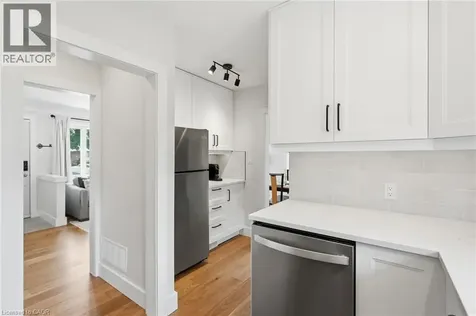 16 Kings Forest Drive Hamilton ON L8T 4J3