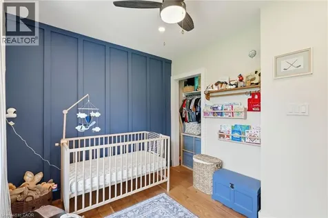 16 Kings Forest Drive Hamilton ON L8T 4J3