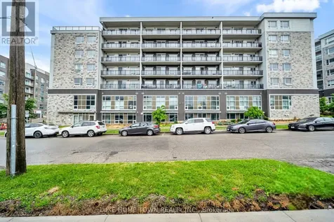 275 Larch Street Waterloo ON N2L 3R2