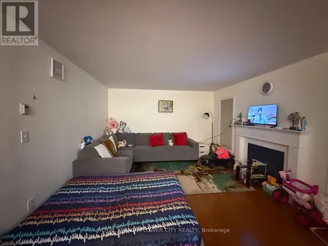 12 Osgoode Street Cambridge ON N3C 0C2