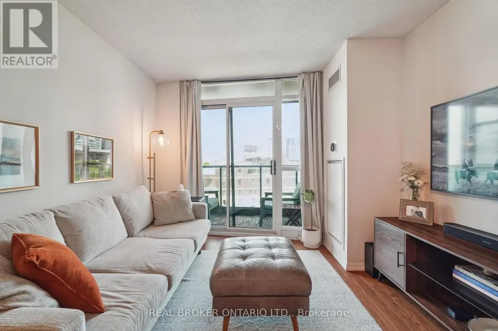 231 Fort York Boulevard Toronto (niagara) ON M5V 1B2
