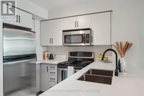 231 Fort York Boulevard Toronto (niagara) ON M5V 1B2