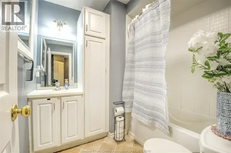 2480 Arthur Road Windsor ON N8W 4V7