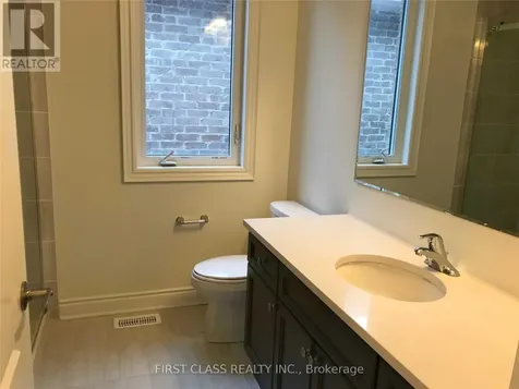 95 Hartney Drive Richmond Hill ON L4S 0K5