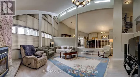 32 Bridlewood Crescent Wasaga Beach ON L9Z 1B4