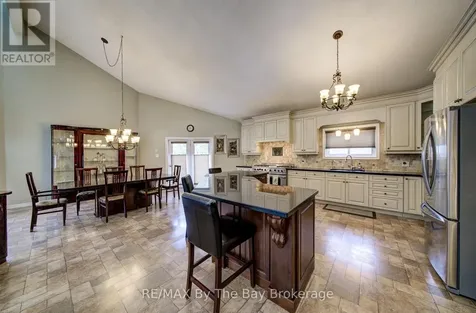 32 Bridlewood Crescent Wasaga Beach ON L9Z 1B4