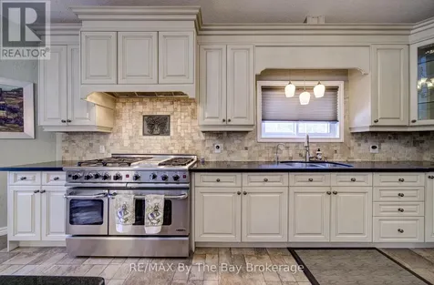 32 Bridlewood Crescent Wasaga Beach ON L9Z 1B4