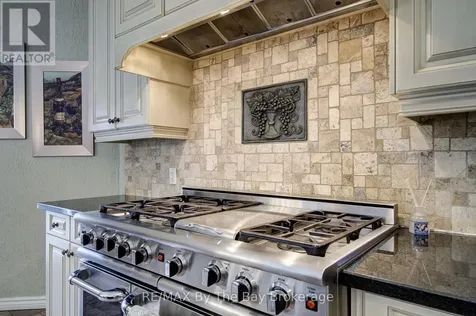 32 Bridlewood Crescent Wasaga Beach ON L9Z 1B4