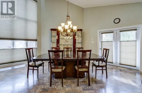 32 Bridlewood Crescent Wasaga Beach ON L9Z 1B4