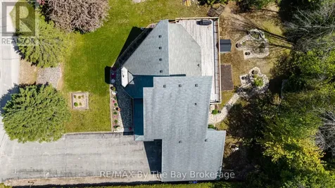 32 Bridlewood Crescent Wasaga Beach ON L9Z 1B4