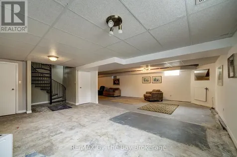 32 Bridlewood Crescent Wasaga Beach ON L9Z 1B4