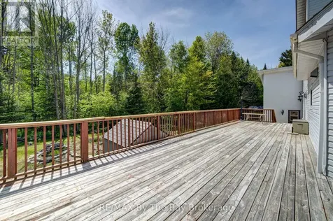 32 Bridlewood Crescent Wasaga Beach ON L9Z 1B4