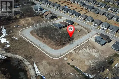 38 Joanne Crescent Wasaga Beach ON L9Z 1R4