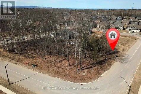 38 Joanne Crescent Wasaga Beach ON L9Z 1R4