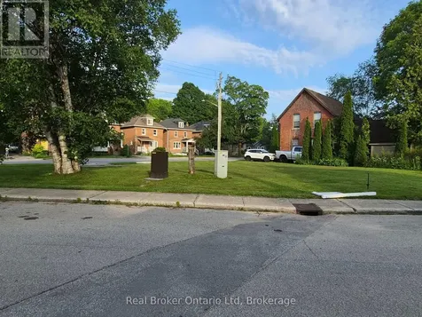 586 & 590 2nd Avenue East Owen Sound ON N4K 2G6