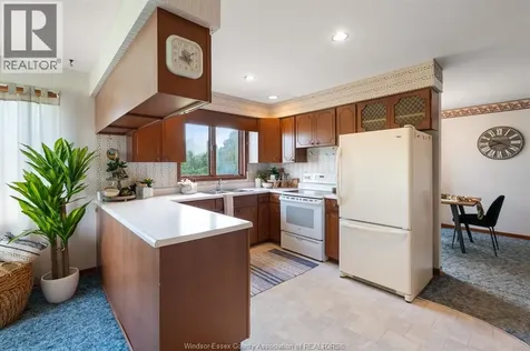 575 Talbot Road East Leamington ON N8H 3V6