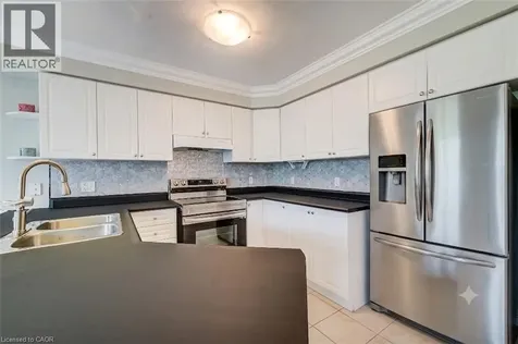 182 Kerwood Drive Cambridge ON N3C 4H7
