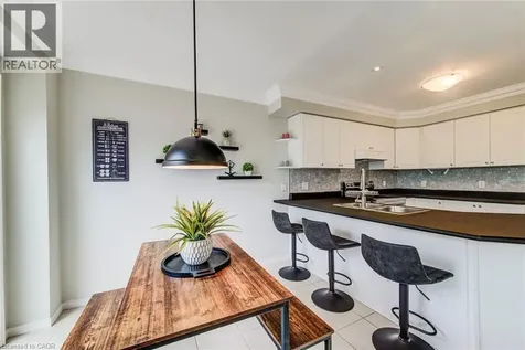 182 Kerwood Drive Cambridge ON N3C 4H7