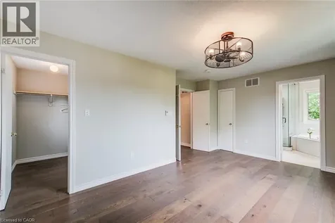 182 Kerwood Drive Cambridge ON N3C 4H7