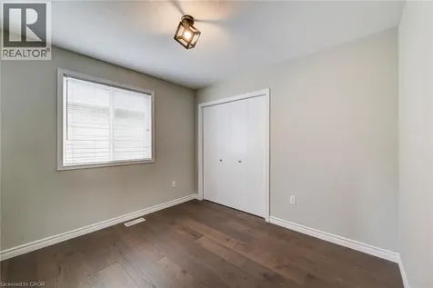 182 Kerwood Drive Cambridge ON N3C 4H7