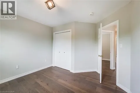 182 Kerwood Drive Cambridge ON N3C 4H7