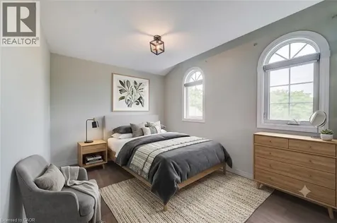 182 Kerwood Drive Cambridge ON N3C 4H7