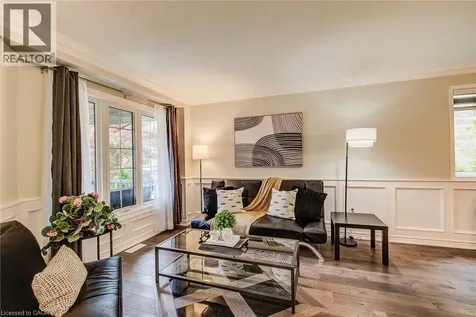 182 Kerwood Drive Cambridge ON N3C 4H7